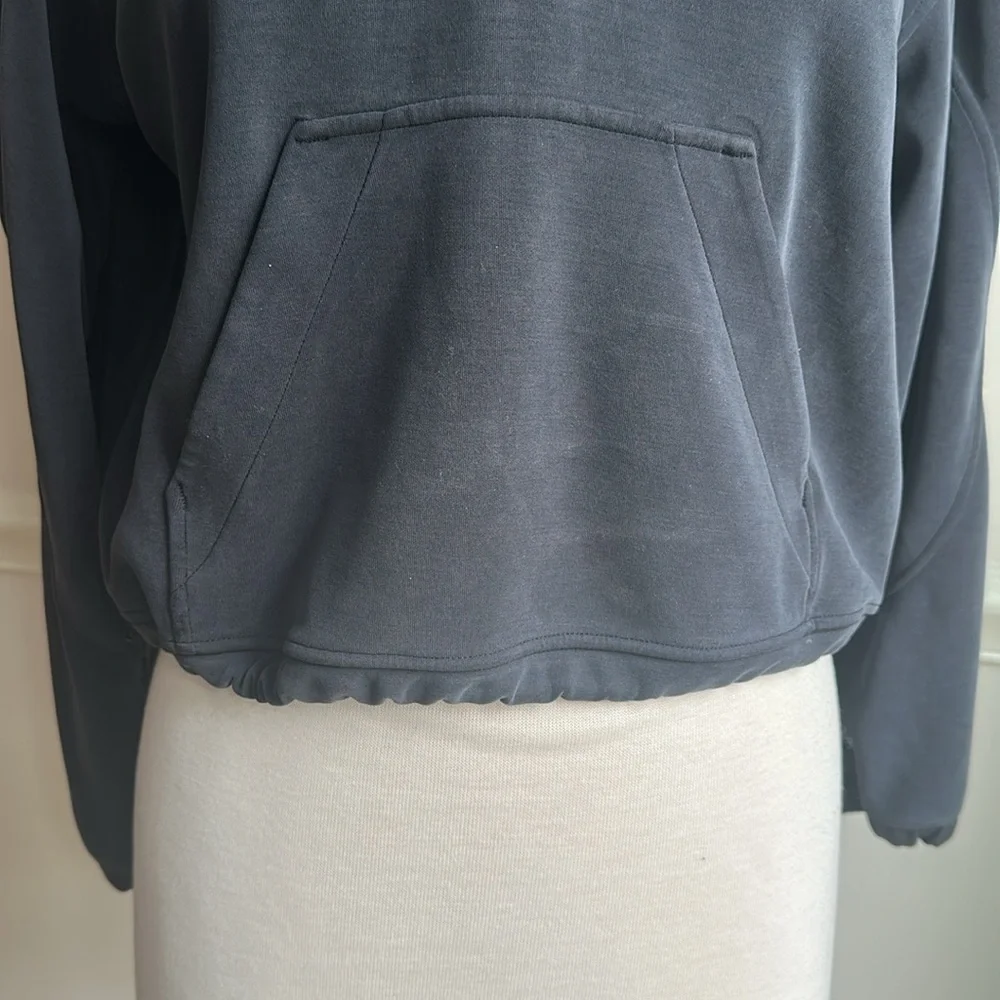 lululemon athletica charcoal gray quarter-zip pullover hoodie